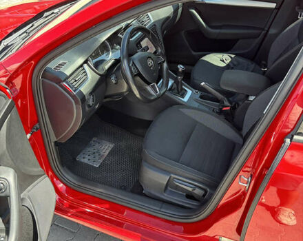 Красный Шкода Октавия, объемом двигателя 1.4 л и пробегом 183 тыс. км за 11700 $, фото 11 на Automoto.ua