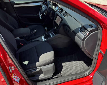 Красный Шкода Октавия, объемом двигателя 1.4 л и пробегом 183 тыс. км за 11700 $, фото 15 на Automoto.ua