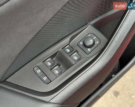 Красный Шкода Октавия, объемом двигателя 1.97 л и пробегом 140 тыс. км за 29999 $, фото 10 на Automoto.ua