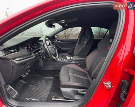 Красный Шкода Октавия, объемом двигателя 1.97 л и пробегом 140 тыс. км за 29999 $, фото 12 на Automoto.ua