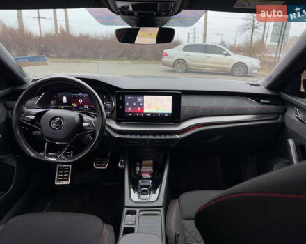 Красный Шкода Октавия, объемом двигателя 1.97 л и пробегом 140 тыс. км за 29999 $, фото 4 на Automoto.ua