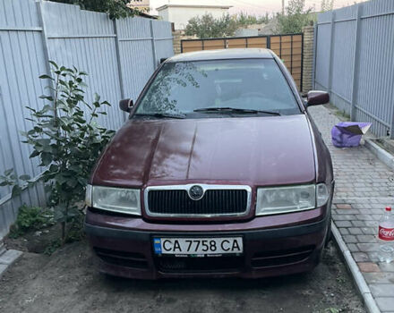 Красный Шкода Октавия, объемом двигателя 1.78 л и пробегом 300 тыс. км за 1500 $, фото 1 на Automoto.ua