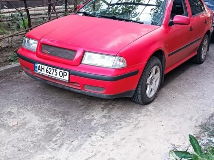 Шкода Октавия 1998 в Краматорске на Automoto.ua Красный Шкода Октавия, объемом двигателя 1.6 л и пробегом 300 тыс. км за 3000 $, фото 1 на Automoto.ua