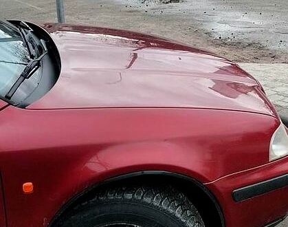 Красный Шкода Октавия, объемом двигателя 1.6 л и пробегом 350 тыс. км за 3550 $, фото 1 на Automoto.ua