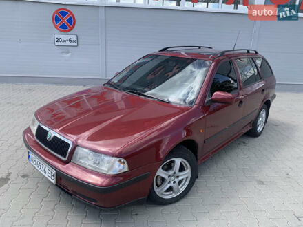 Шкода Октавия 1999 в Немирове на Automoto.ua Красный Шкода Октавия, объемом двигателя 1.6 л и пробегом 269 тыс. км за 3650 $, фото 1 на Automoto.ua