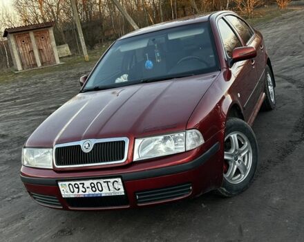 Красный Шкода Октавия, объемом двигателя 1.62 л и пробегом 104 тыс. км за 3500 $, фото 1 на Automoto.ua