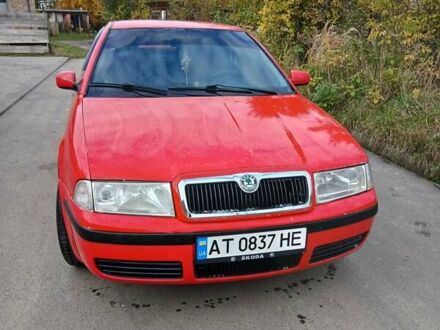 Шкода Октавия 2000 в Калуше на Automoto.ua Красный Шкода Октавия, объемом двигателя 2 л и пробегом 384 тыс. км за 3300 $, фото 1 на Automoto.ua