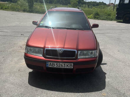 Шкода Октавия 2004 в Виннице на Automoto.ua Красный Шкода Октавия, объемом двигателя 1.6 л и пробегом 206 тыс. км за 3900 $, фото 1 на Automoto.ua
