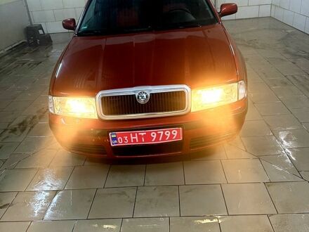 Красный Шкода Октавия, объемом двигателя 1.6 л и пробегом 272 тыс. км за 5650 $, фото 1 на Automoto.ua