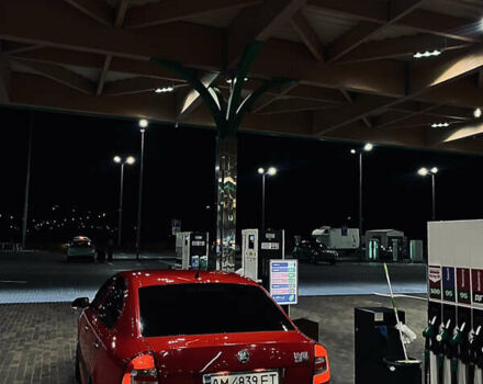 Красный Шкода Октавия, объемом двигателя 1.6 л и пробегом 250 тыс. км за 6000 $, фото 1 на Automoto.ua