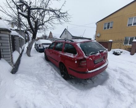 Красный Шкода Октавия, объемом двигателя 2 л и пробегом 258 тыс. км за 5100 $, фото 1 на Automoto.ua