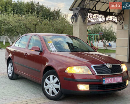 Шкода Октавия 2006 в Дунаевцах на Automoto.ua Красный Шкода Октавия, объемом двигателя 1.6 л и пробегом 243 тыс. км за 5850 $, фото 1 на Automoto.ua