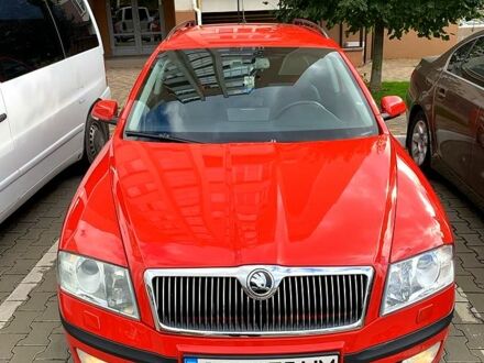 Шкода Октавия 2006 в Чернигове на Automoto.ua Красный Шкода Октавия, объемом двигателя 2 л и пробегом 300 тыс. км за 7000 $, фото 1 на Automoto.ua