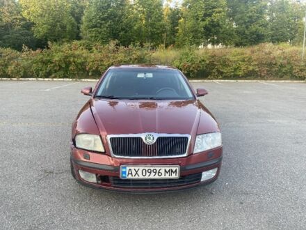 Червоний Шкода Октавія, об'ємом двигуна 1.6 л та пробігом 296 тис. км за 4900 $, фото 1 на Automoto.ua