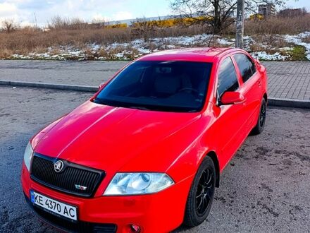 Шкода Октавія 2006 у Запоріжжя на Automoto.ua Червоний Шкода Октавія, об'ємом двигуна 2 л та пробігом 245 тис. км за 6200 $, фото 1 на Automoto.ua