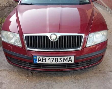 Червоний Шкода Октавія, об'ємом двигуна 1.6 л та пробігом 203 тис. км за 5900 $, фото 1 на Automoto.ua