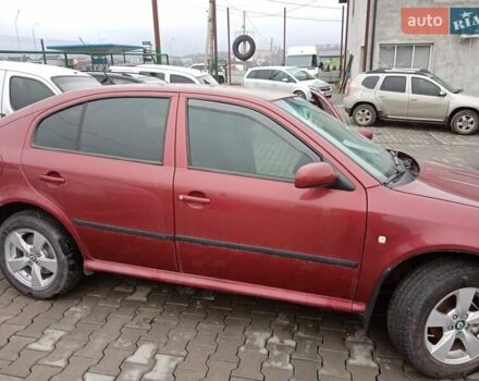 Червоний Шкода Октавія, об'ємом двигуна 1.6 л та пробігом 212 тис. км за 4800 $, фото 1 на Automoto.ua