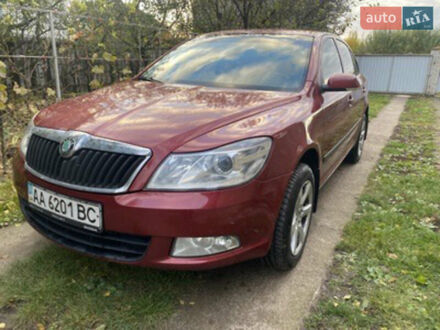 Красный Шкода Октавия, объемом двигателя 1.6 л и пробегом 324 тыс. км за 6000 $, фото 1 на Automoto.ua