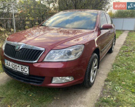 Красный Шкода Октавия, объемом двигателя 1.6 л и пробегом 324 тыс. км за 6000 $, фото 1 на Automoto.ua