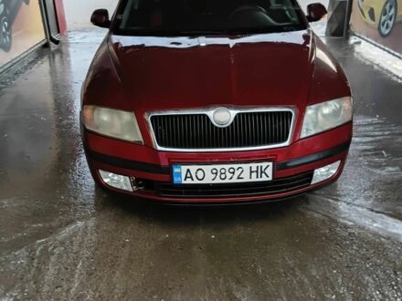 Красный Шкода Октавия, объемом двигателя 2 л и пробегом 300 тыс. км за 2550 $, фото 1 на Automoto.ua