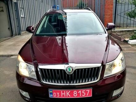 Шкода Октавия 2009 в Одессе на Automoto.ua Красный Шкода Октавия, объемом двигателя 1.8 л и пробегом 213 тыс. км за 7900 $, фото 1 на Automoto.ua