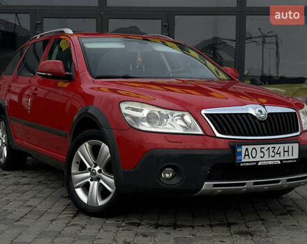 Червоний Шкода Октавія, об'ємом двигуна 1.8 л та пробігом 268 тис. км за 7800 $, фото 1 на Automoto.ua