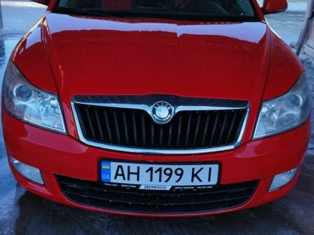 Шкода Октавия 2010 в Киеве на Automoto.ua Красный Шкода Октавия, объемом двигателя 1.8 л и пробегом 250 тыс. км за 7000 $, фото 1 на Automoto.ua