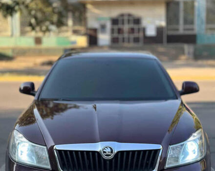 Червоний Шкода Октавія, об'ємом двигуна 1.78 л та пробігом 248 тис. км за 8300 $, фото 1 на Automoto.ua