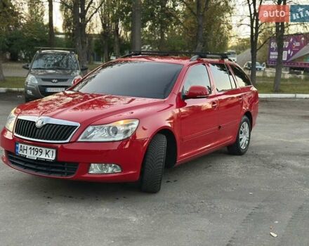Червоний Шкода Октавія, об'ємом двигуна 1.8 л та пробігом 261 тис. км за 6500 $, фото 1 на Automoto.ua