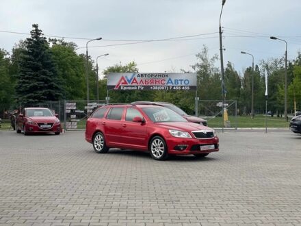 Шкода Октавия 2010 в Кривом Роге на Automoto.ua Красный Шкода Октавия, объемом двигателя 2 л и пробегом 260 тыс. км за 9400 $, фото 1 на Automoto.ua