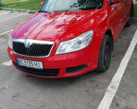 Червоний Шкода Октавія, об'ємом двигуна 1.6 л та пробігом 290 тис. км за 7000 $, фото 1 на Automoto.ua