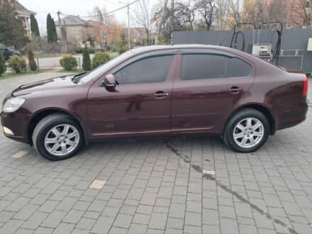 Красный Шкода Октавия, объемом двигателя 1.6 л и пробегом 242 тыс. км за 7300 $, фото 1 на Automoto.ua