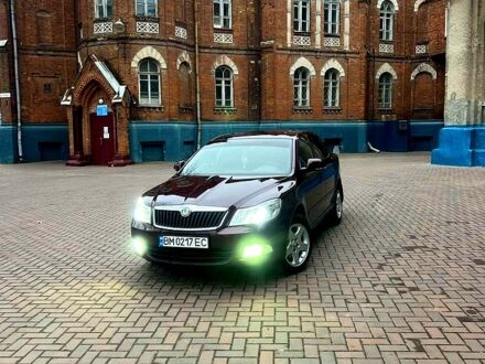 Красный Шкода Октавия, объемом двигателя 1.8 л и пробегом 210 тыс. км за 7900 $, фото 1 на Automoto.ua