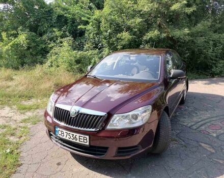 Червоний Шкода Октавія, об'ємом двигуна 1.2 л та пробігом 350 тис. км за 5000 $, фото 1 на Automoto.ua