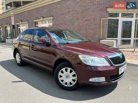Шкода Октавия 2011 в Киеве на Automoto.ua Красный Шкода Октавия, объемом двигателя 1.6 л и пробегом 237 тыс. км за 8500 $, фото 1 на Automoto.ua