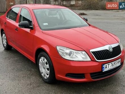 Шкода Октавія 2011 у Чернігові на Automoto.ua Червоний Шкода Октавія, об'ємом двигуна 1.97 л та пробігом 270 тис. км за 7200 $, фото 1 на Automoto.ua