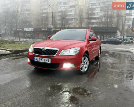 Червоний Шкода Октавія, об'ємом двигуна 1.6 л та пробігом 168 тис. км за 9300 $, фото 1 на Automoto.ua