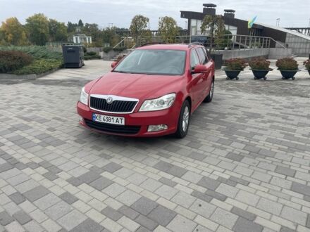 Шкода Октавия 2012 в Днепре (Днепропетровске) на Automoto.ua Красный Шкода Октавия, объемом двигателя 1.6 л и пробегом 3 тыс. км за 6500 $, фото 1 на Automoto.ua