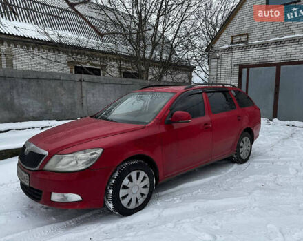 Красный Шкода Октавия, объемом двигателя 1.6 л и пробегом 247 тыс. км за 3550 $, фото 1 на Automoto.ua