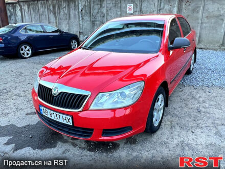 Червоний Шкода Октавія, об'ємом двигуна 1.6 л та пробігом 251 тис. км за 7000 $, фото 1 на Automoto.ua