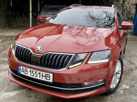 Шкода Октавия 2017 в Виннице на Automoto.ua Красный Шкода Октавия, объемом двигателя 2 л и пробегом 235 тыс. км за 15555 $, фото 1 на Automoto.ua