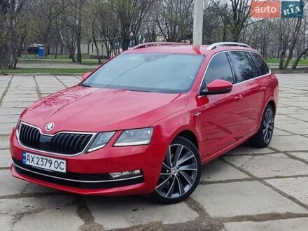 Красный Шкода Октавия, объемом двигателя 1.5 л и пробегом 123 тыс. км за 25800 $, фото 1 на Automoto.ua