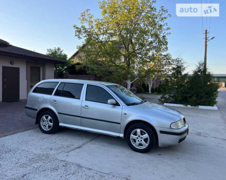 Шкода Октавія, об'ємом двигуна 1.9 л та пробігом 240 тис. км за 4000 $, фото 5 на Automoto.ua