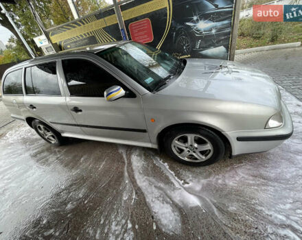 Шкода Октавия, объемом двигателя 1.98 л и пробегом 318 тыс. км за 3500 $, фото 3 на Automoto.ua