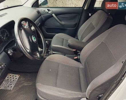 Шкода Октавія 2003 у Житомирі на Automoto.ua Шкода Октавія, об'ємом двигуна 1.6 л та пробігом 297 тис. км за 4250 $, фото 11 на Automoto.ua