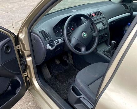 Шкода Октавія, об'ємом двигуна 1.6 л та пробігом 165 тис. км за 5700 $, фото 5 на Automoto.ua