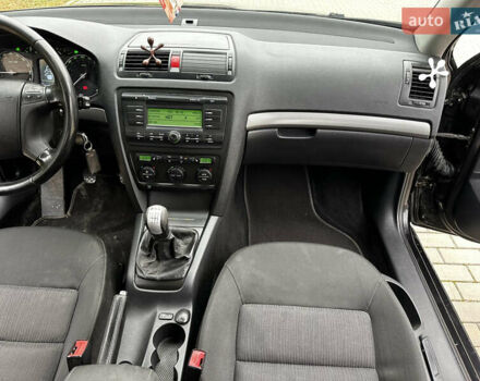 Шкода Октавія, об'ємом двигуна 2 л та пробігом 335 тис. км за 5999 $, фото 29 на Automoto.ua