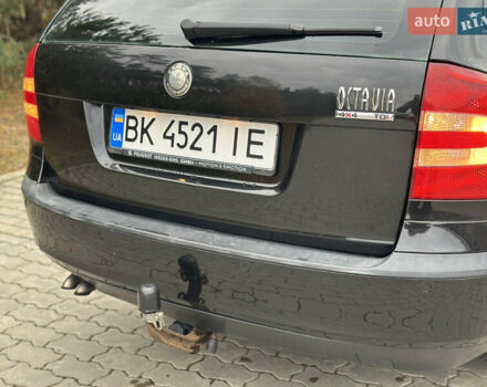 Шкода Октавія, об'ємом двигуна 2 л та пробігом 335 тис. км за 5999 $, фото 7 на Automoto.ua