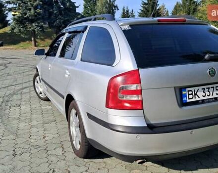 Шкода Октавия 2006 в Ровно на Automoto.ua Шкода Октавия, объемом двигателя 1.6 л и пробегом 251 тыс. км за 6000 $, фото 1 на Automoto.ua