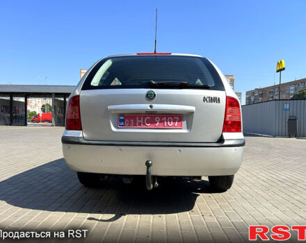 Шкода Октавия, объемом двигателя 1.6 л и пробегом 247 тыс. км за 5500 $, фото 4 на Automoto.ua